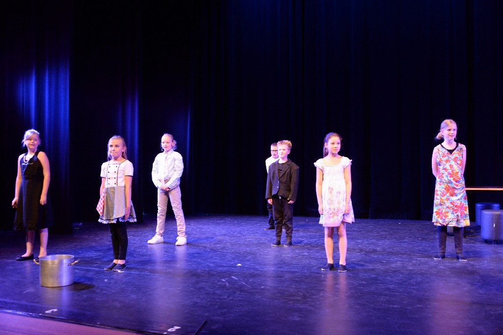 ../Images/Musical Nanny de Vries 083.jpg